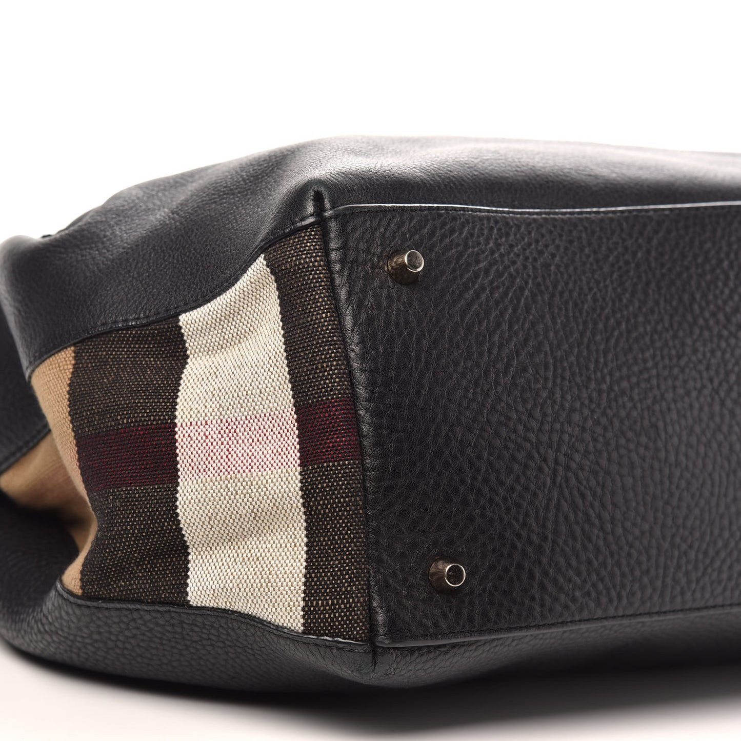 Grainy Calfskin House Check Medium Maidstone Black