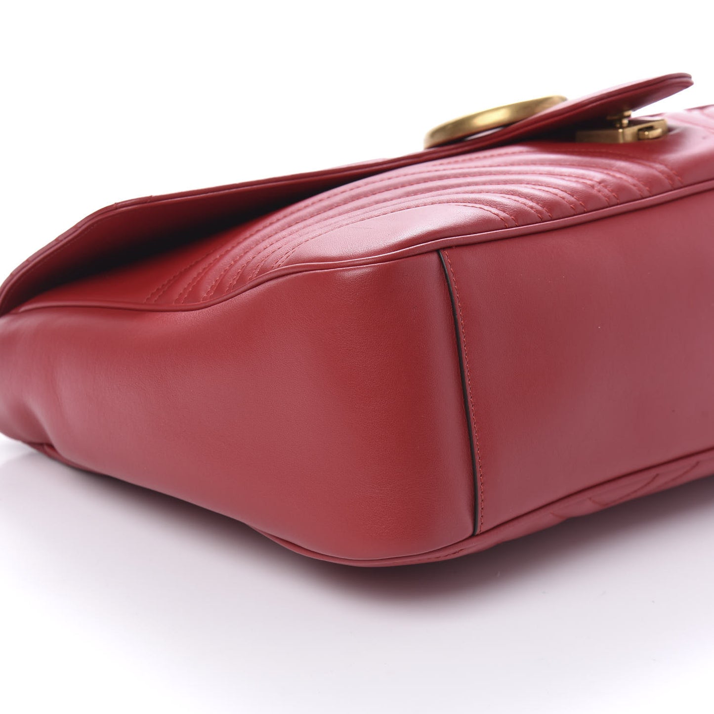 Calfskin Matelasse Large GG Marmont Shoulder Bag Hibiscus Red