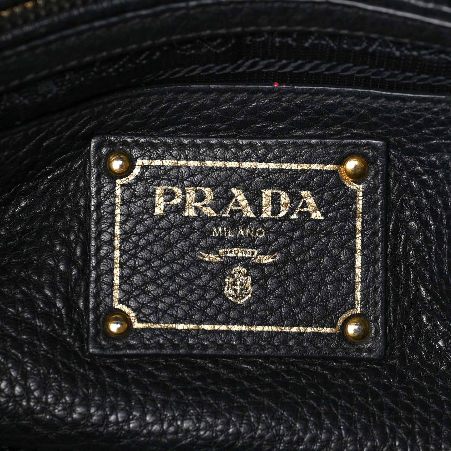 Vitello Daino Shopping Satchel Black