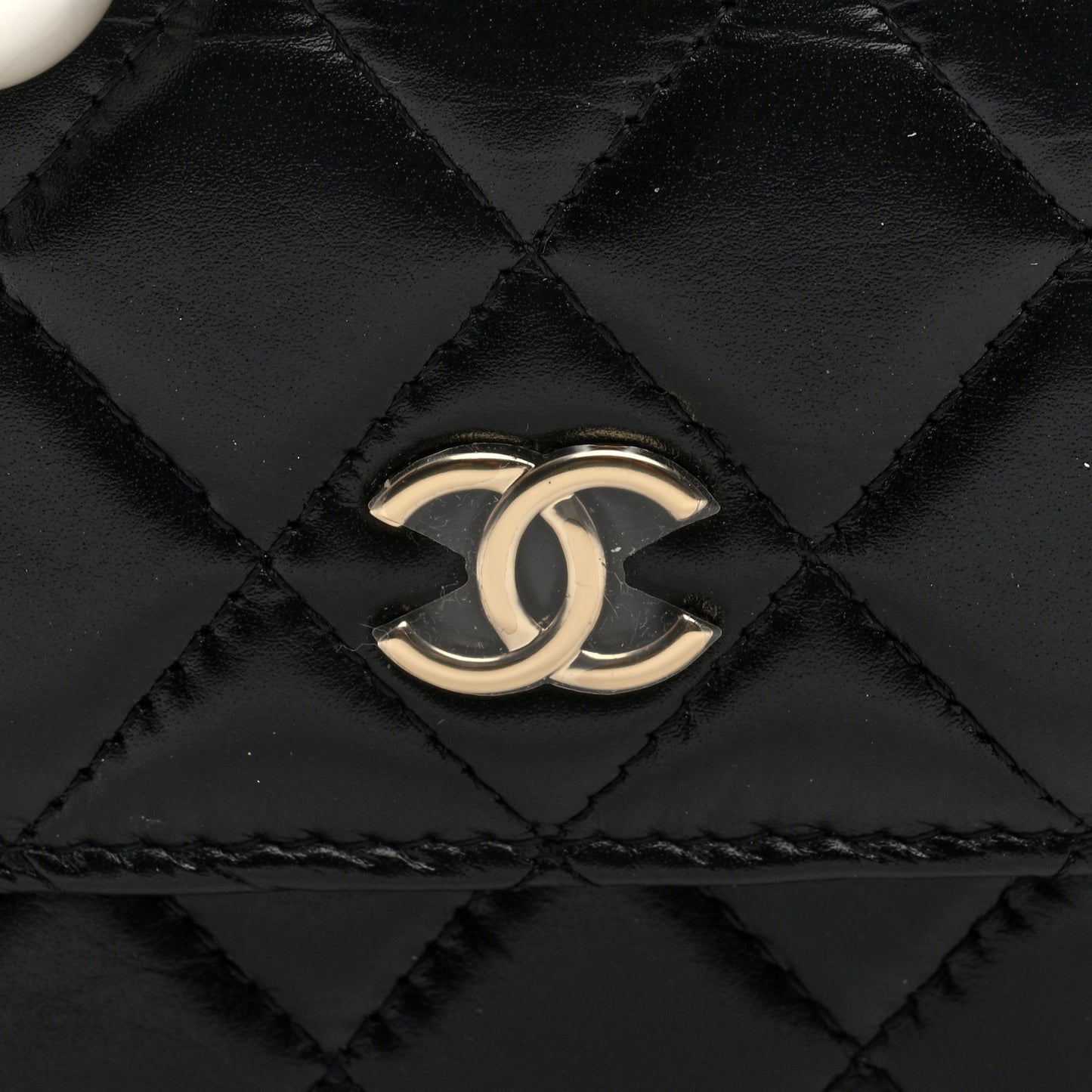 Calfskin Quilted Maxi Pearls Clutch With Chain Black