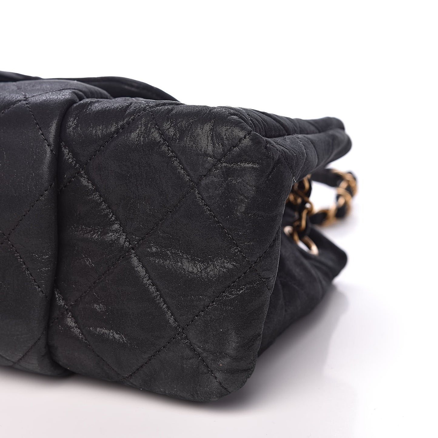 Iridescent Calfskin Medium Chic Quilt Flap Black