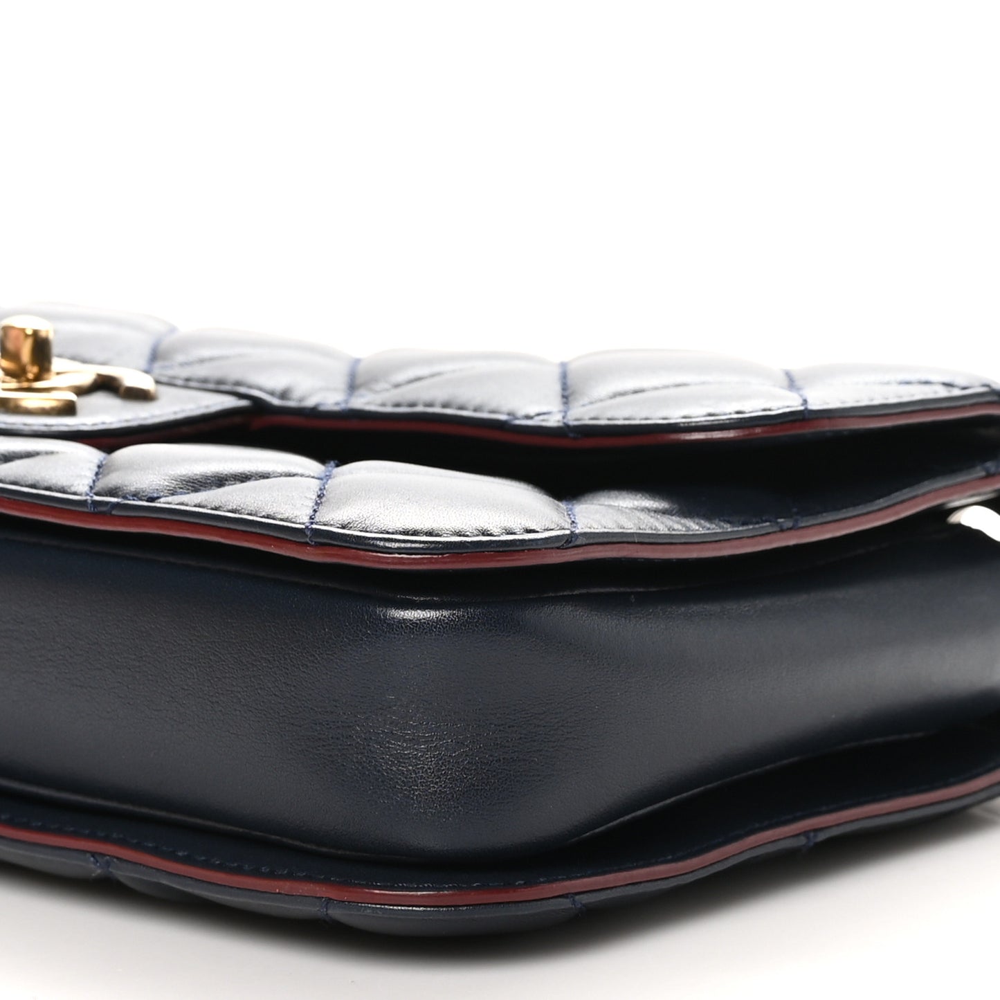 Lambskin Quilted Medium Perfect Edge Flap Navy
