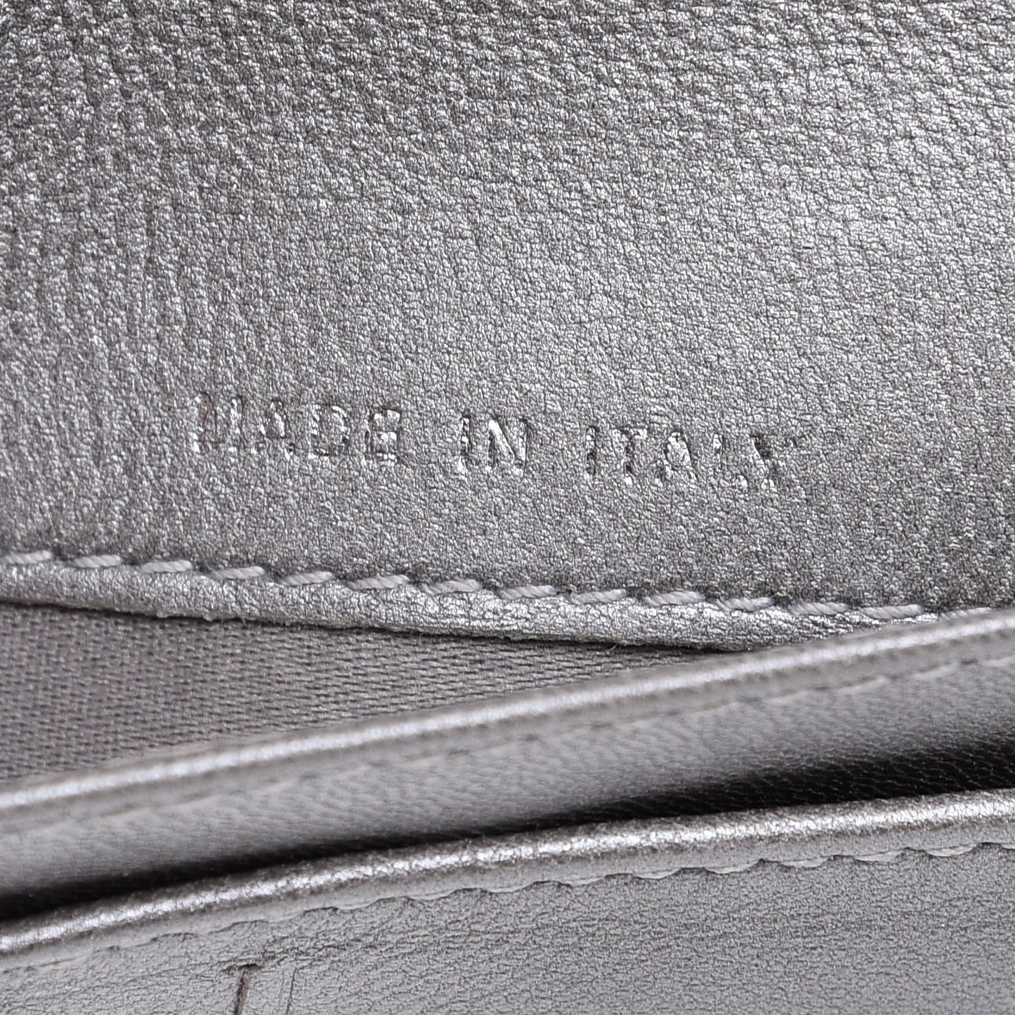 Lambskin Camellia Embossed Zipped Pocket Wallet Black