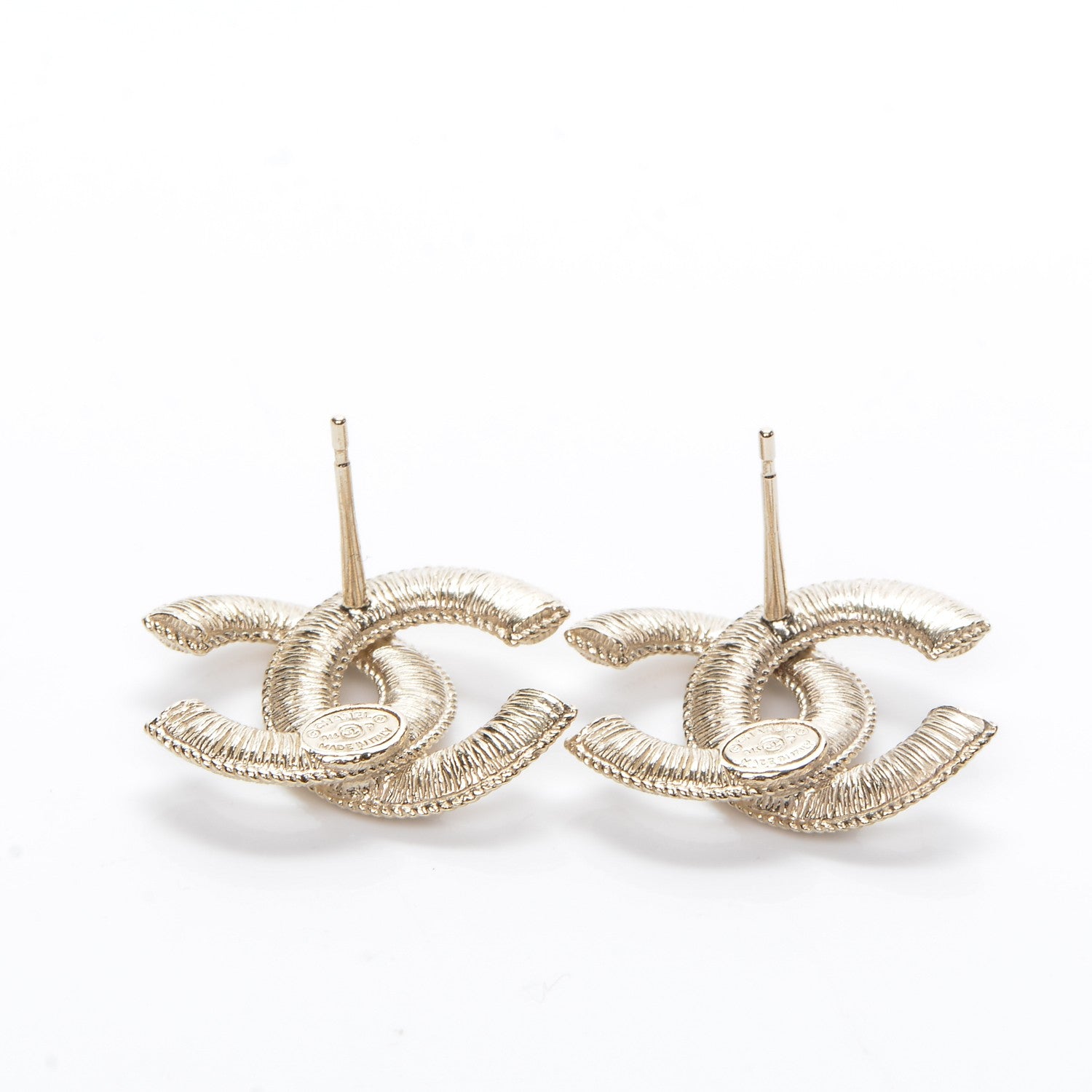 Chanel Pearl CC Earrings Light Gold 3 of 4