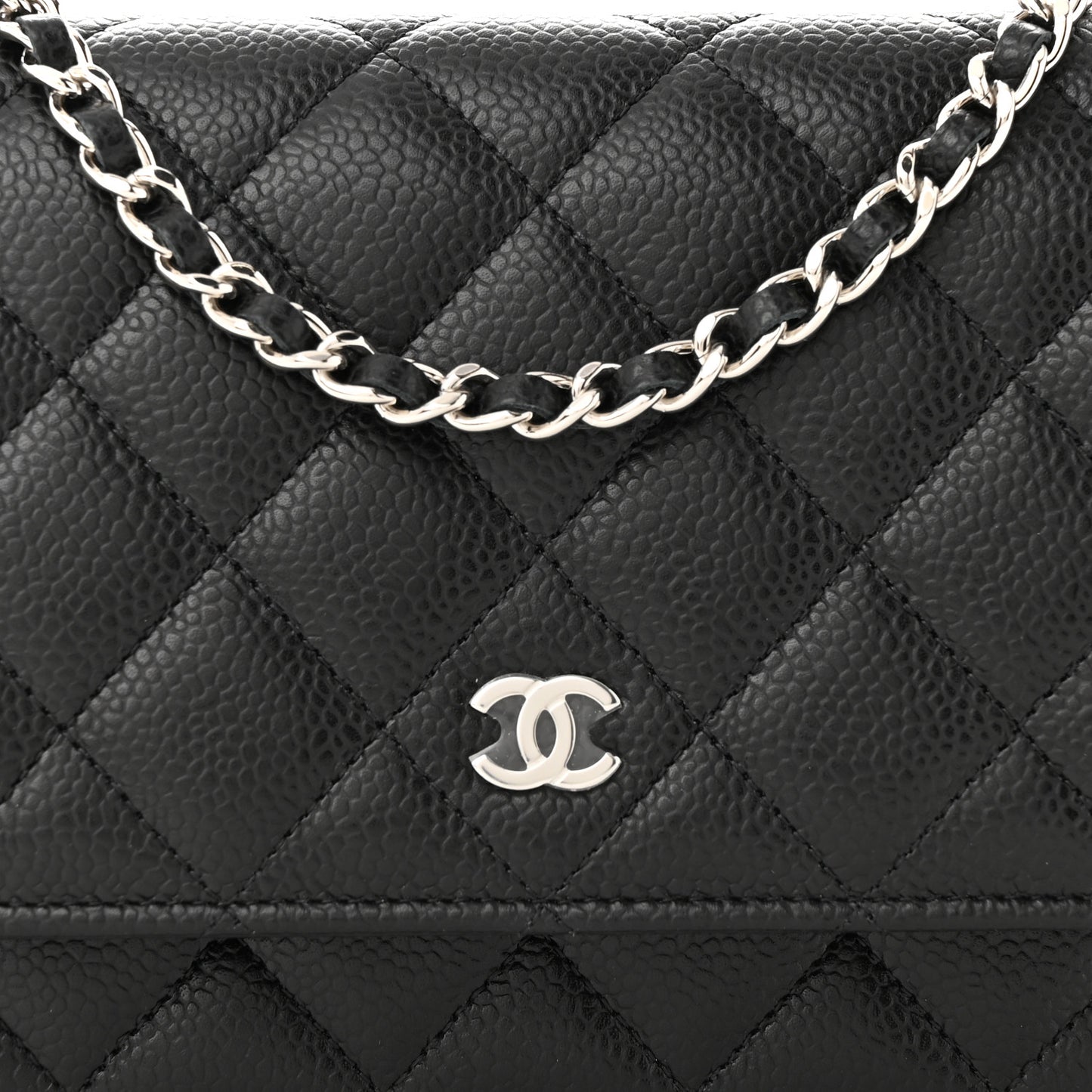 Caviar Quilted Wallet on Chain WOC Black