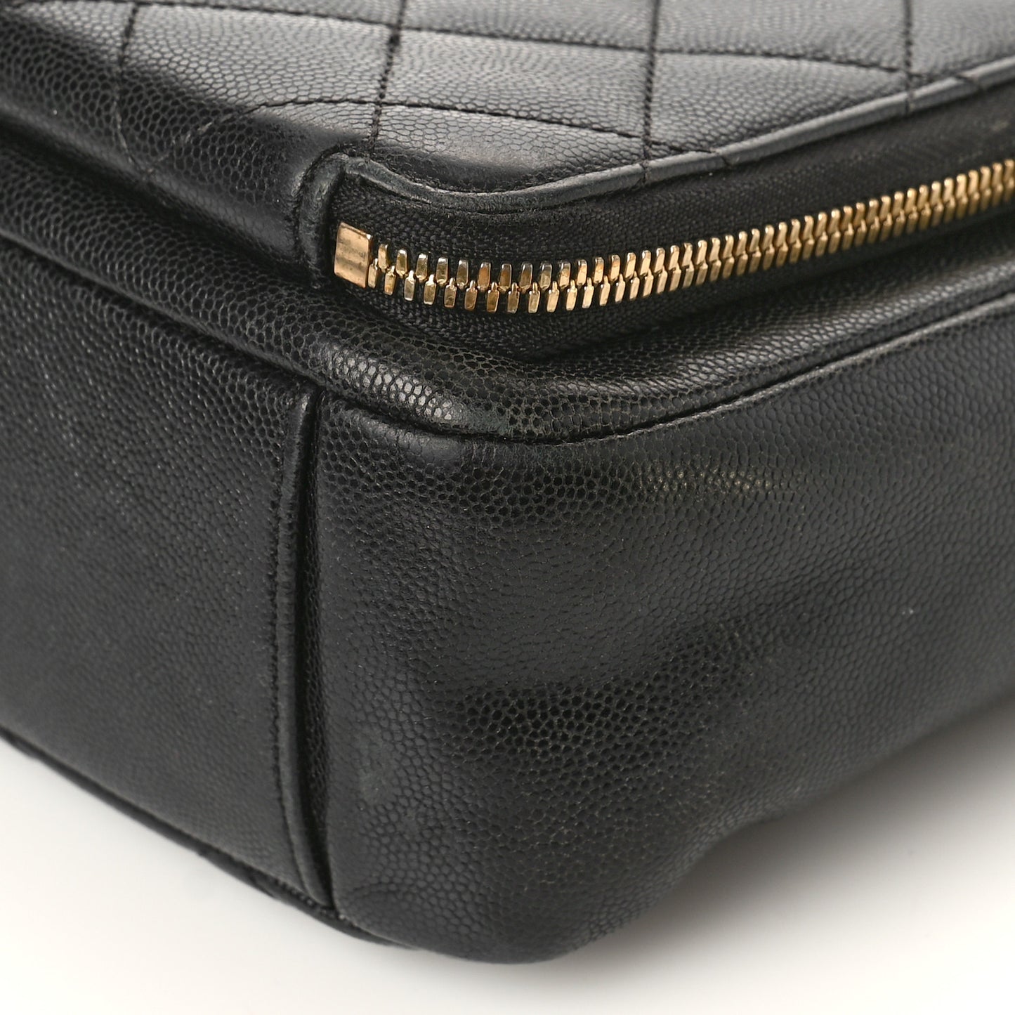 Caviar Quilted Medium Business Affinity Camera Case Black