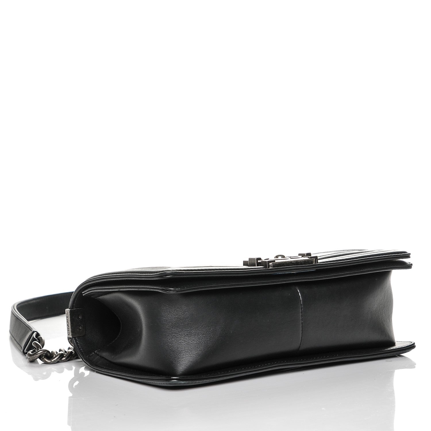 Chanel Calfskin Horizontal Quilted Medium Boy Flap Black 4 of 7