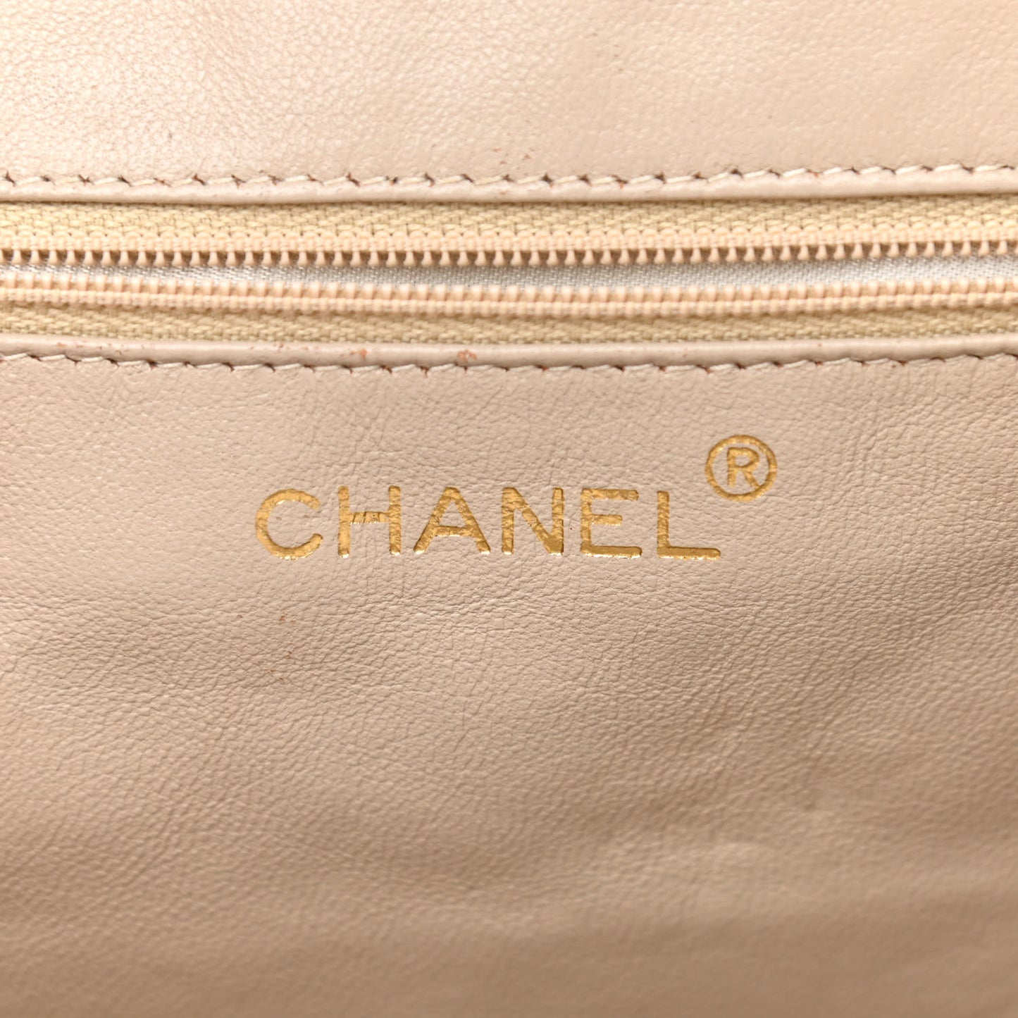 Caviar Quilted Small Chain Shoulder Bag White