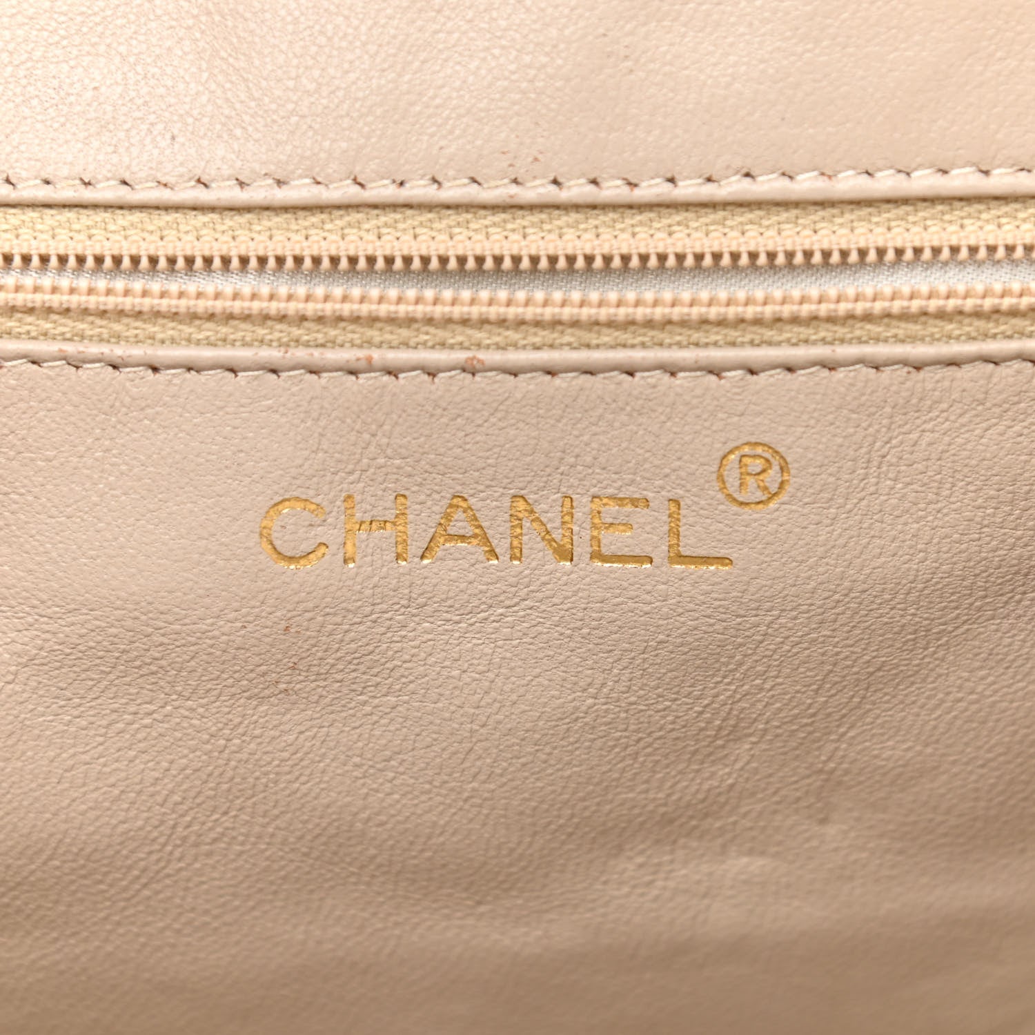 Chanel Caviar Quilted Small Chain Shoulder Bag White 6 of 17