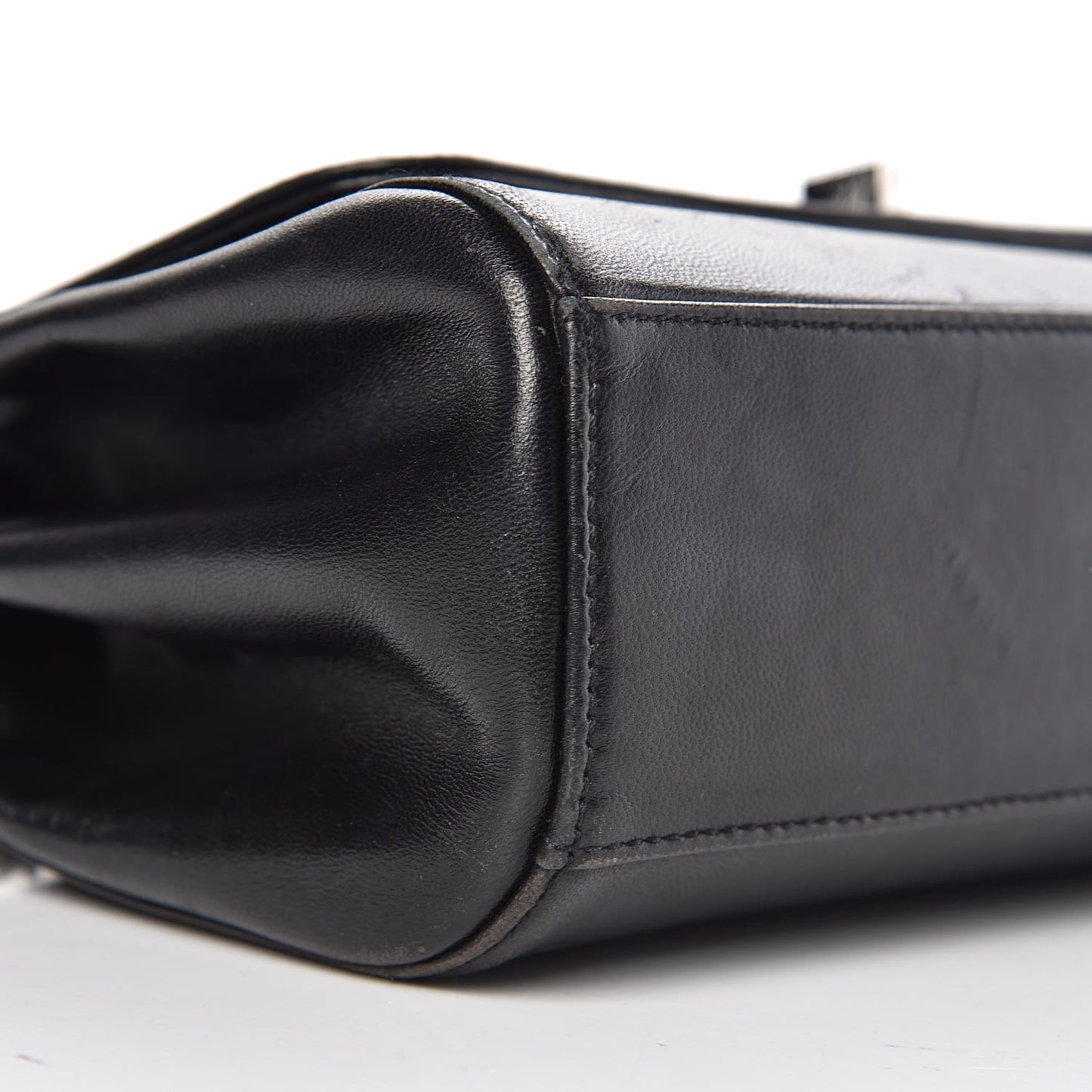 Lambskin Mademoiselle Accordion Flap Black
