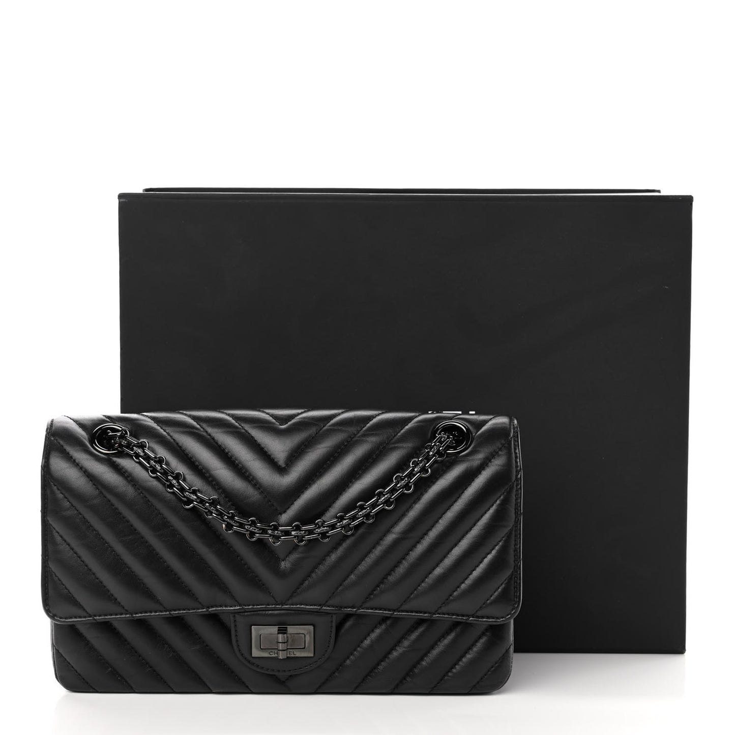 Aged Calfskin Chevron Quilted 2.55 Reissue 225 Flap So Black