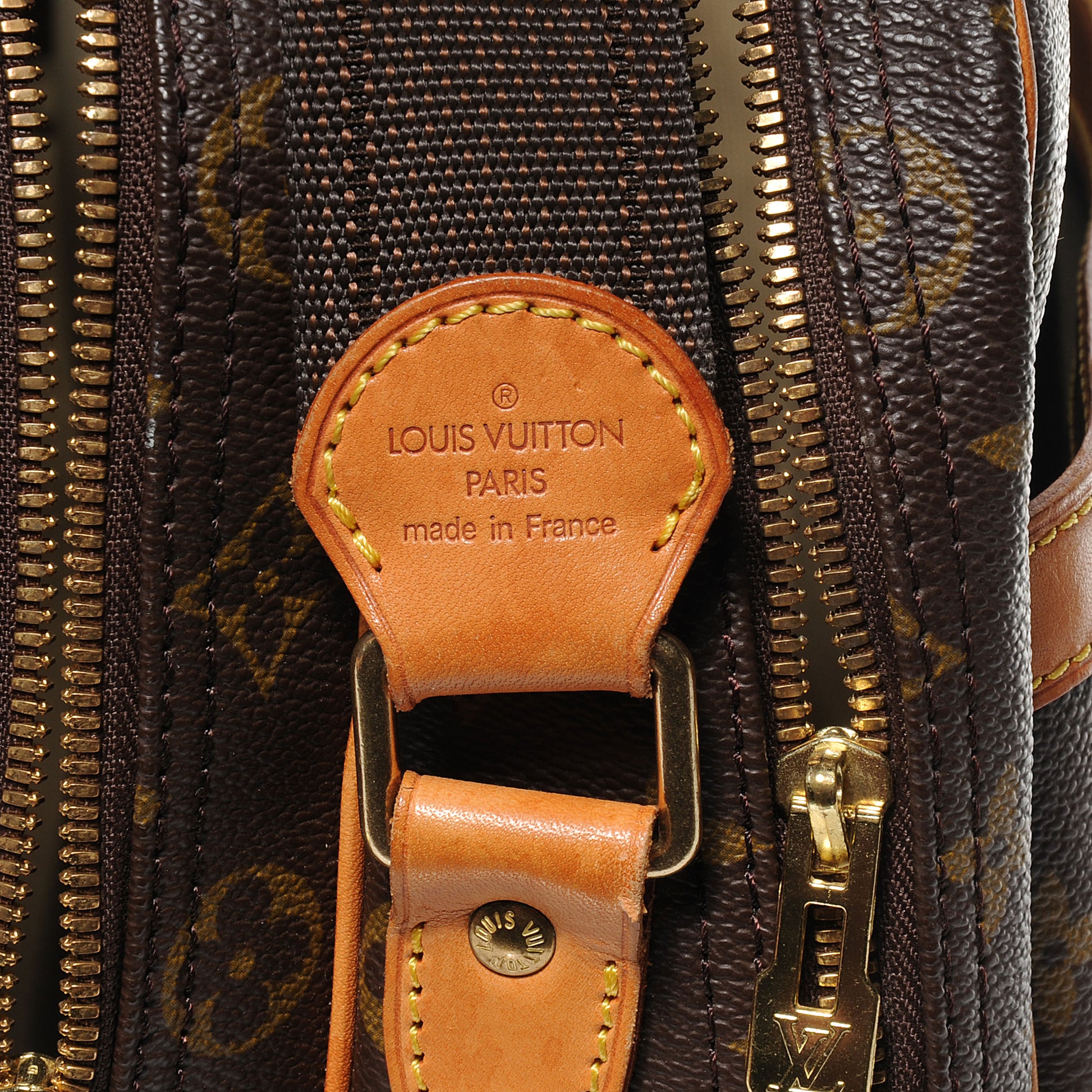 Louis Vuitton Monogram Reporter GM 5 of 7