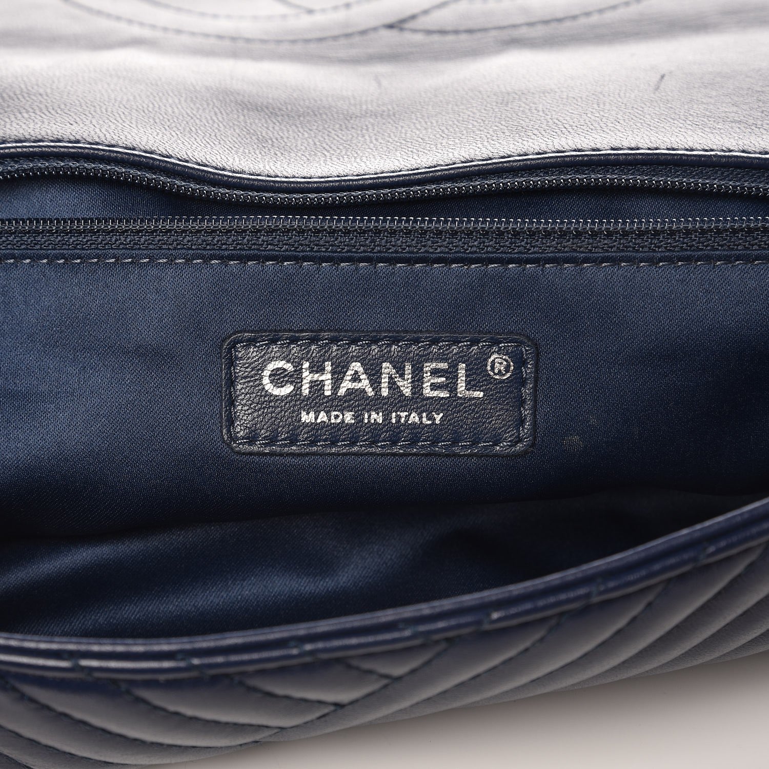 Chanel Lambskin Large CC Crossing Flap Navy 7 of 8