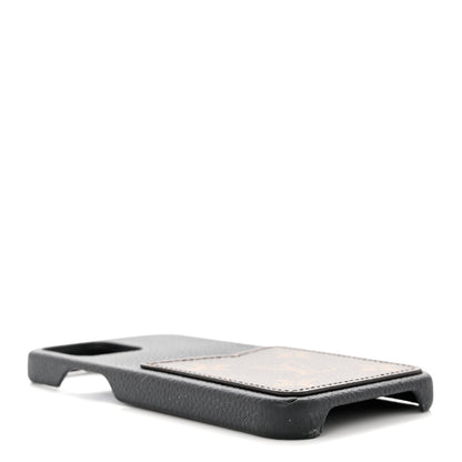 Louis Vuitton Monogram iPhone 12/12 Pro Bumper Black 4 of 8