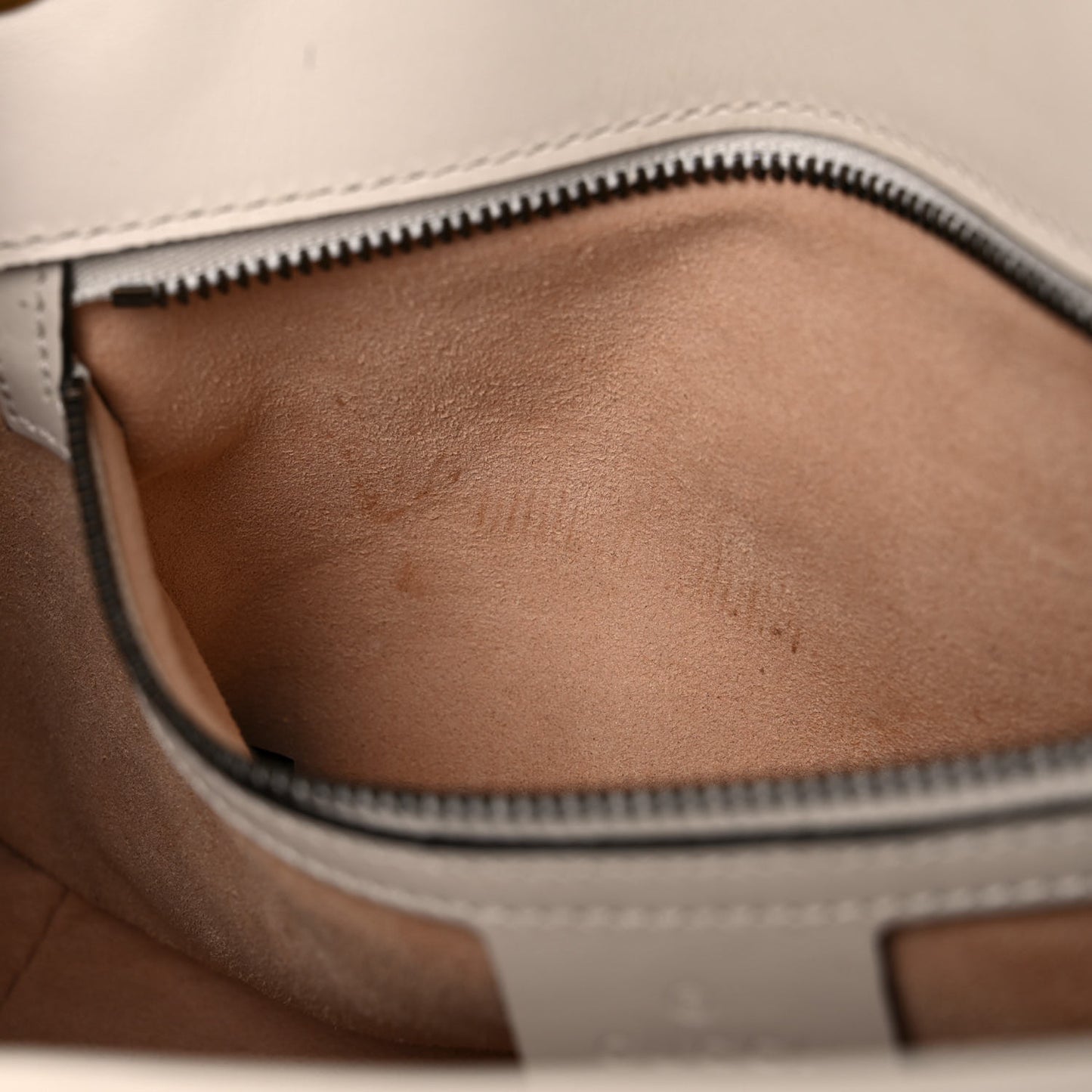 Calfskin Matelasse Small GG Marmont Shoulder Bag White