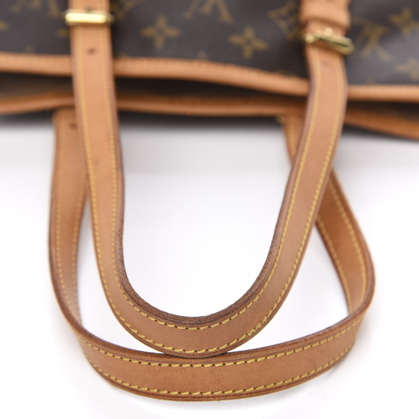 Monogram Petit Bucket 23