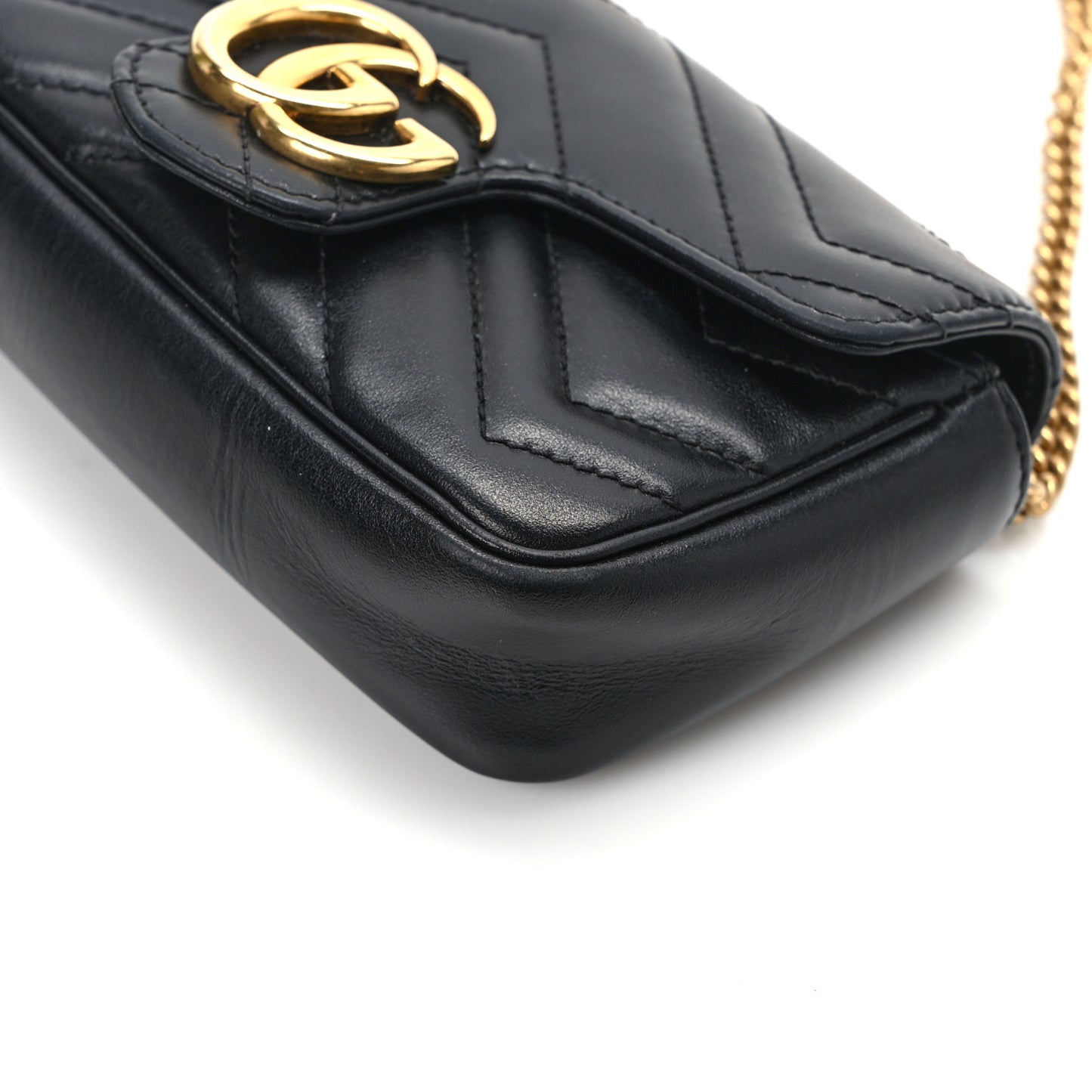 Calfskin Matelasse Super Mini GG Marmont Shoulder Bag Black