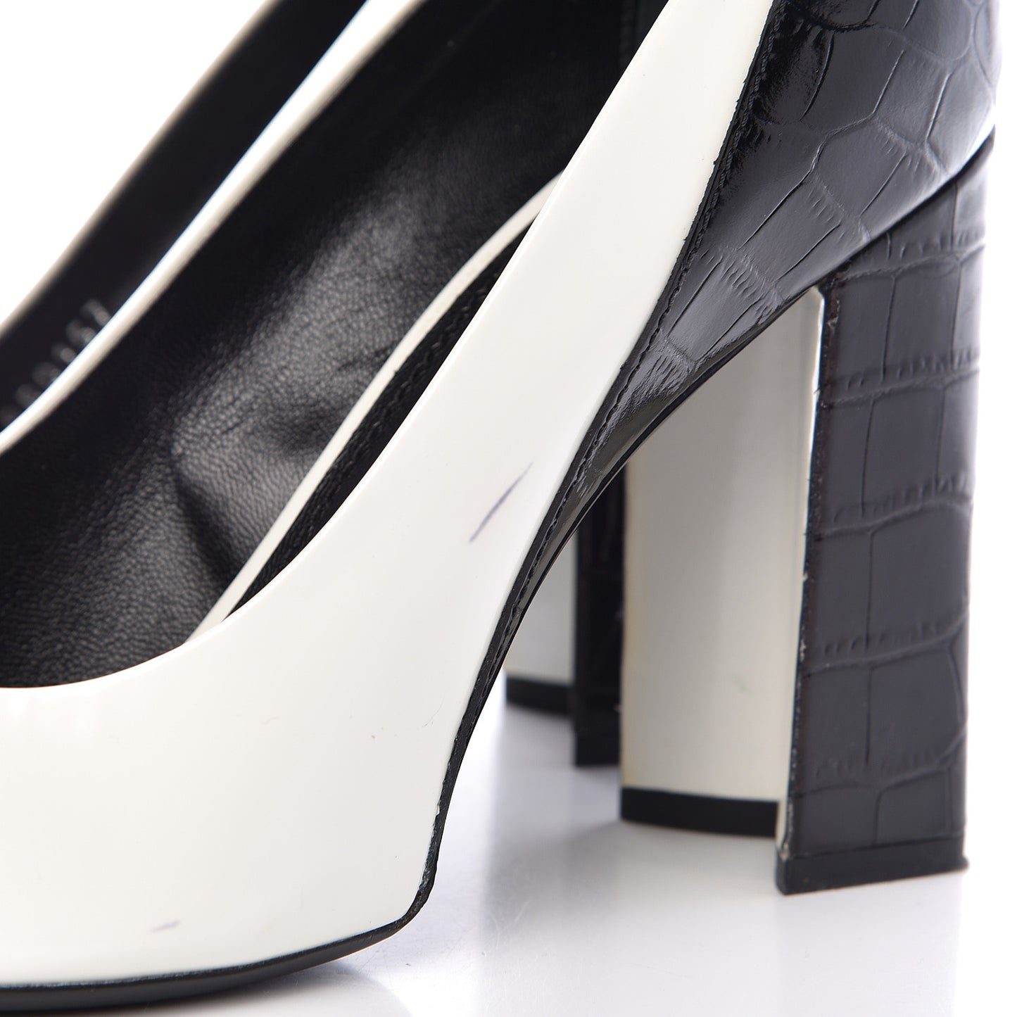 Calfskin Crocodile Embossed Matchmake Pumps 40 Black White