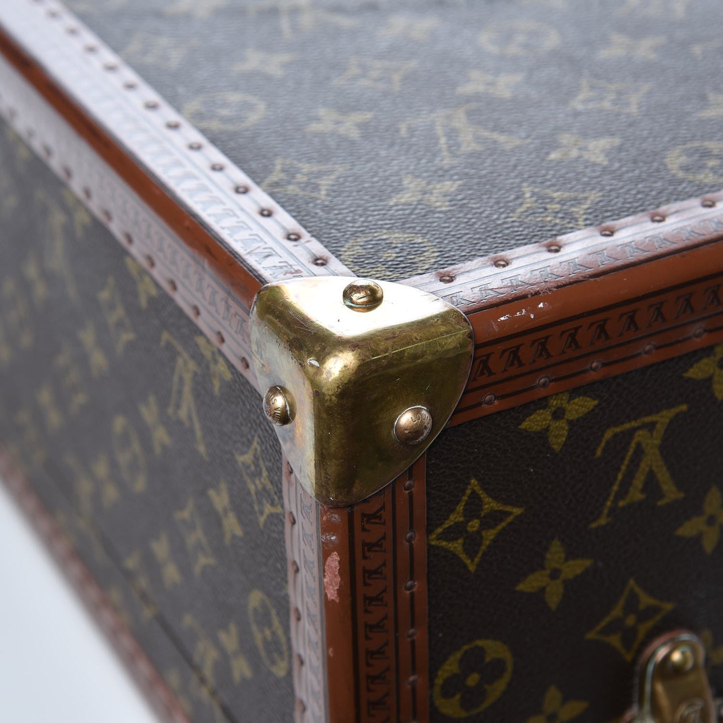 Monogram Bisten 70