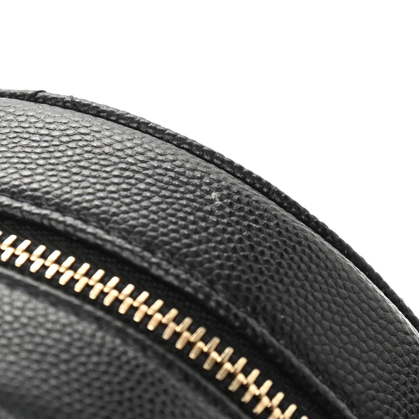 Caviar Quilted Round Clutch With Chain Black