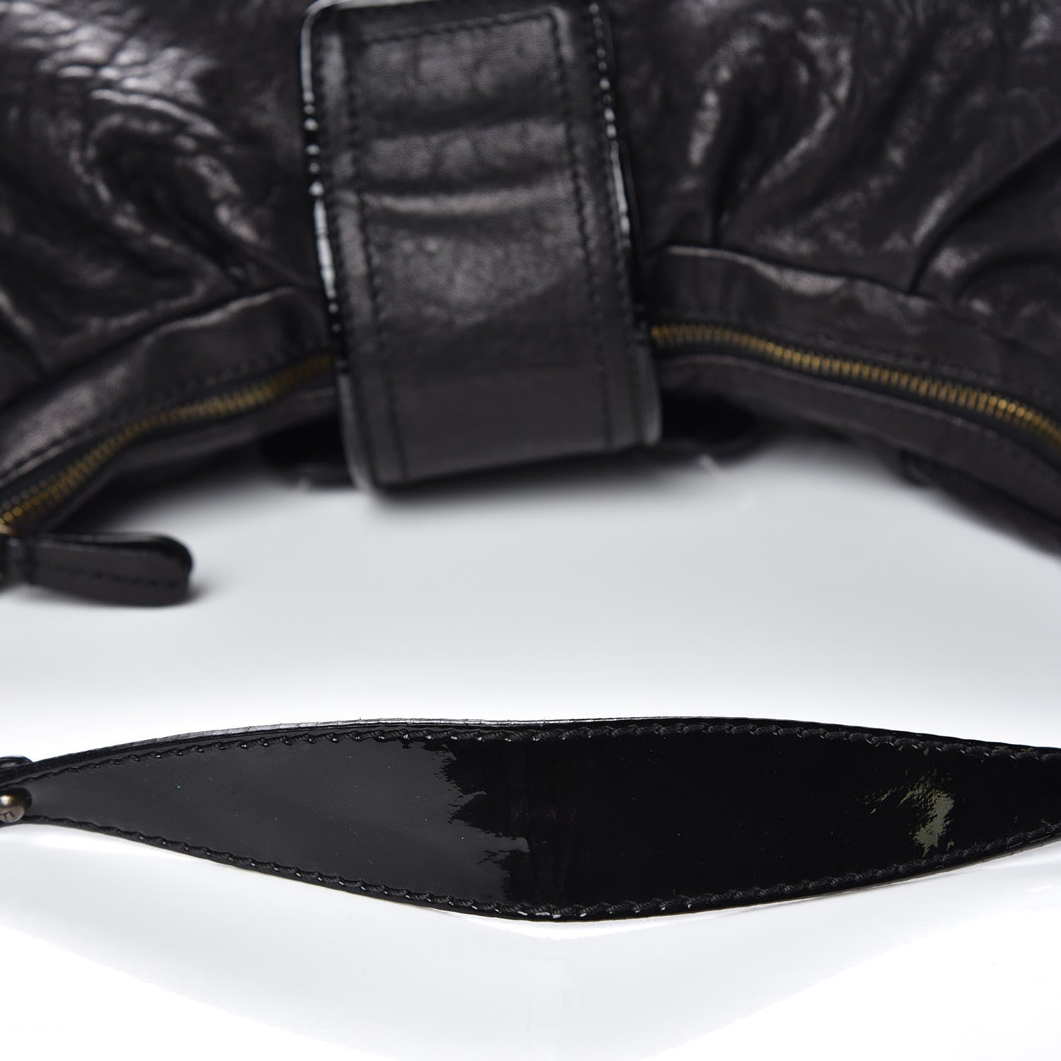 Fendi Nappa Patent B Buckle Hobo Black 10 of 11