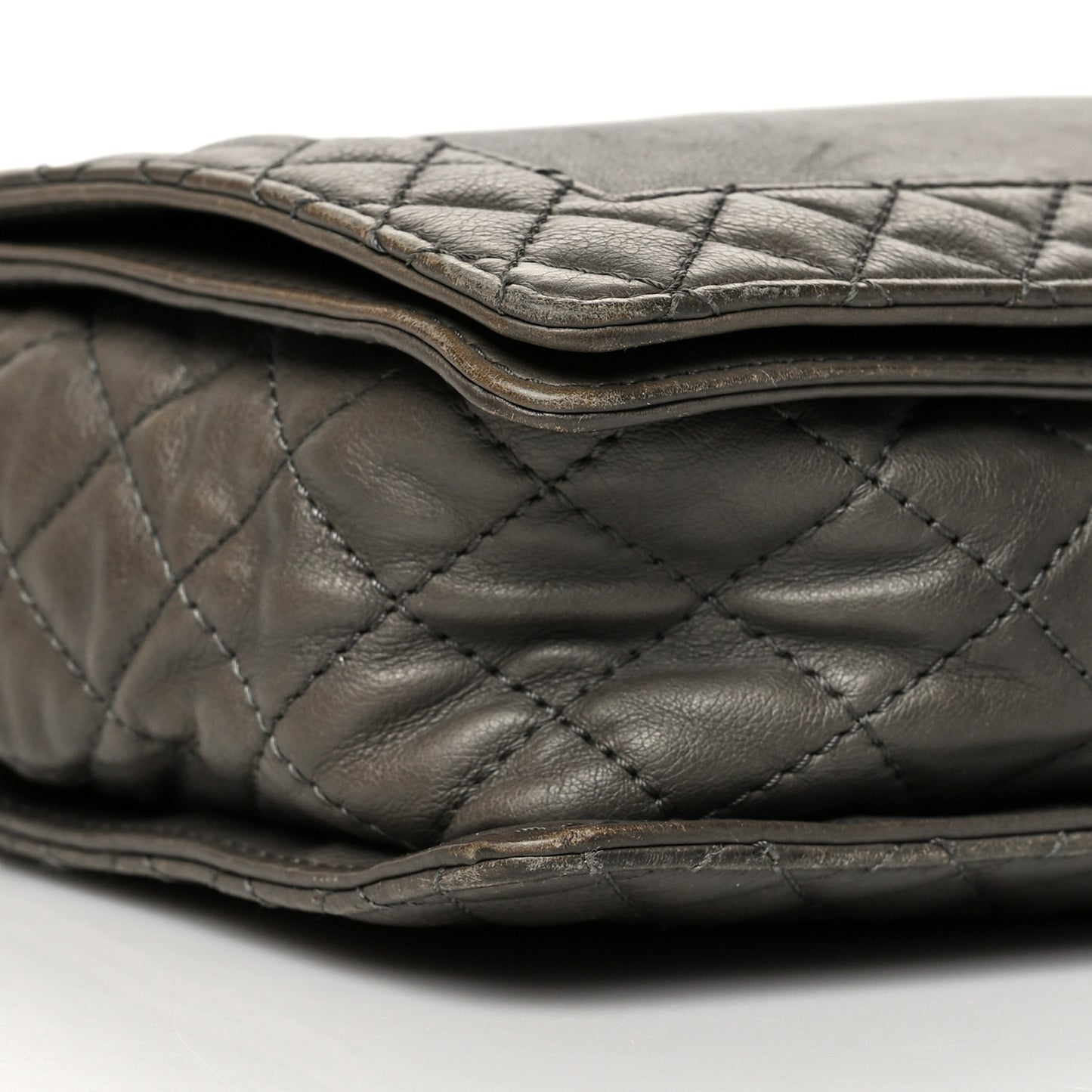 Calfskin New Medium Boy Reverso Flap Black