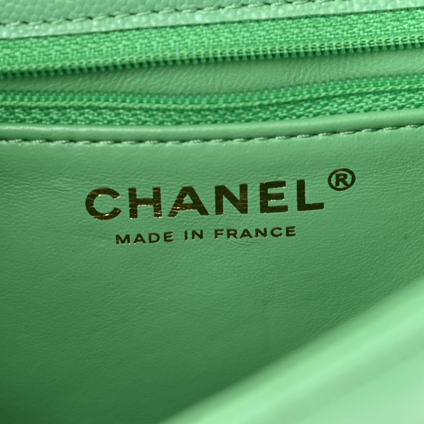 Caviar Quilted Medium Sweet Classic Flap Green
