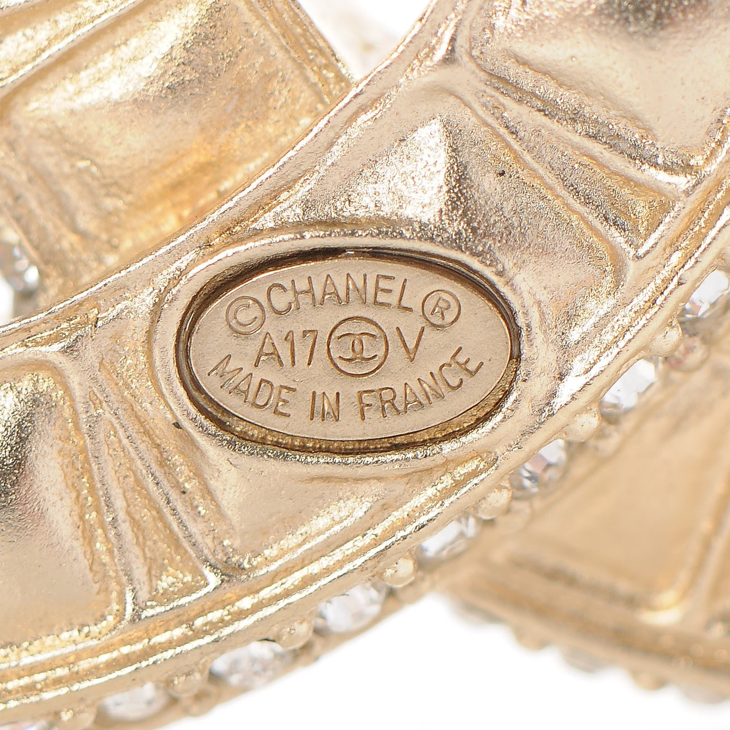 Chanel Baguette Crystal CC Brooch Gold 4 of 5