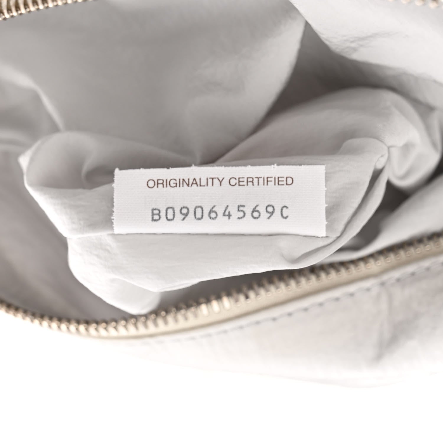 Bottega Veneta Calfskin Maxi Intrecciato Cassette Tote White 9 of 15