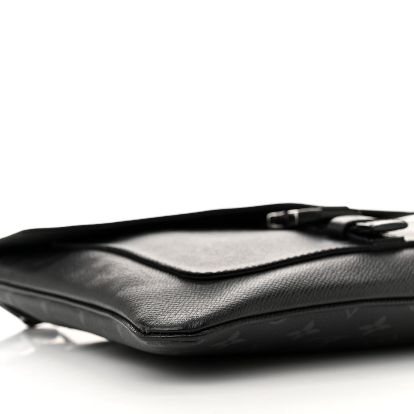 Taigarama Outdoor Flap Messenger Black