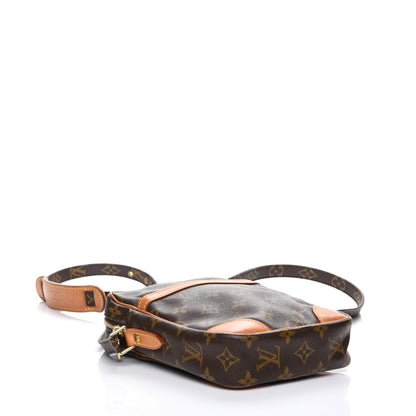 Louis Vuitton Monogram Danube 21 4 of 9