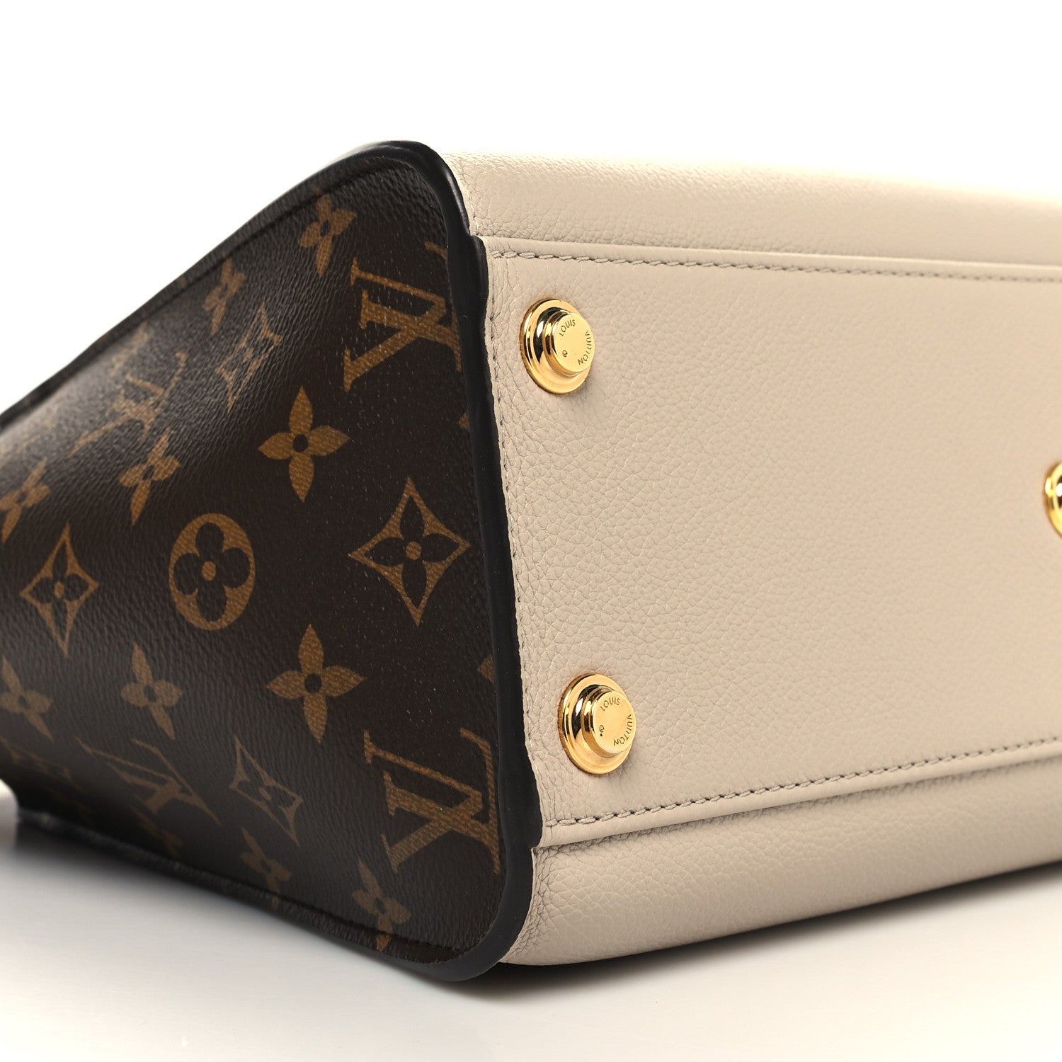 Louis Vuitton Calfskin Monogram On My Side Greige 8 of 9