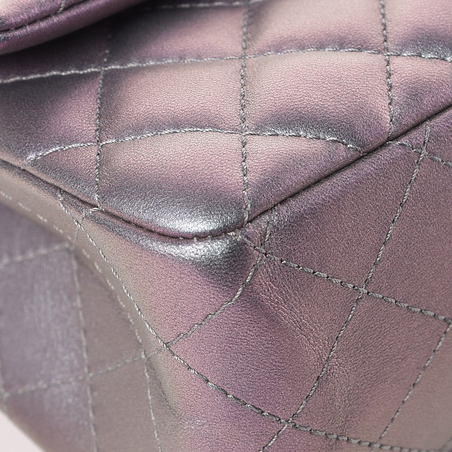 Iridescent Lambskin Quilted 2.55 Reissue 226 Flap Light Purple