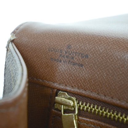 Louis Vuitton Monogram Pochette Dame 29 9 of 9