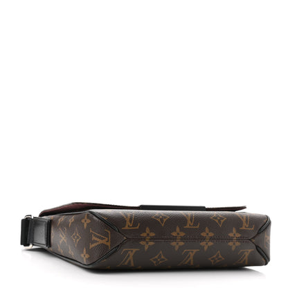 Louis Vuitton Monogram Macassar District PM 4 of 11