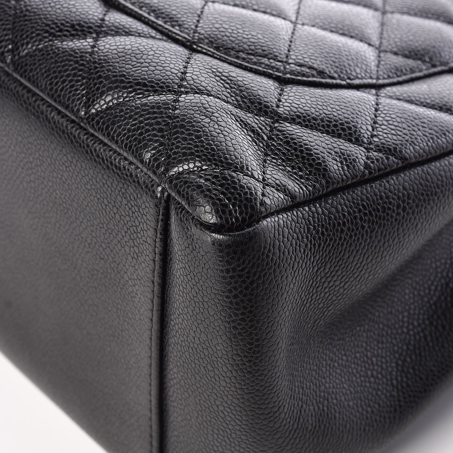Caviar Quilted Grand Shopping Tote GST Black