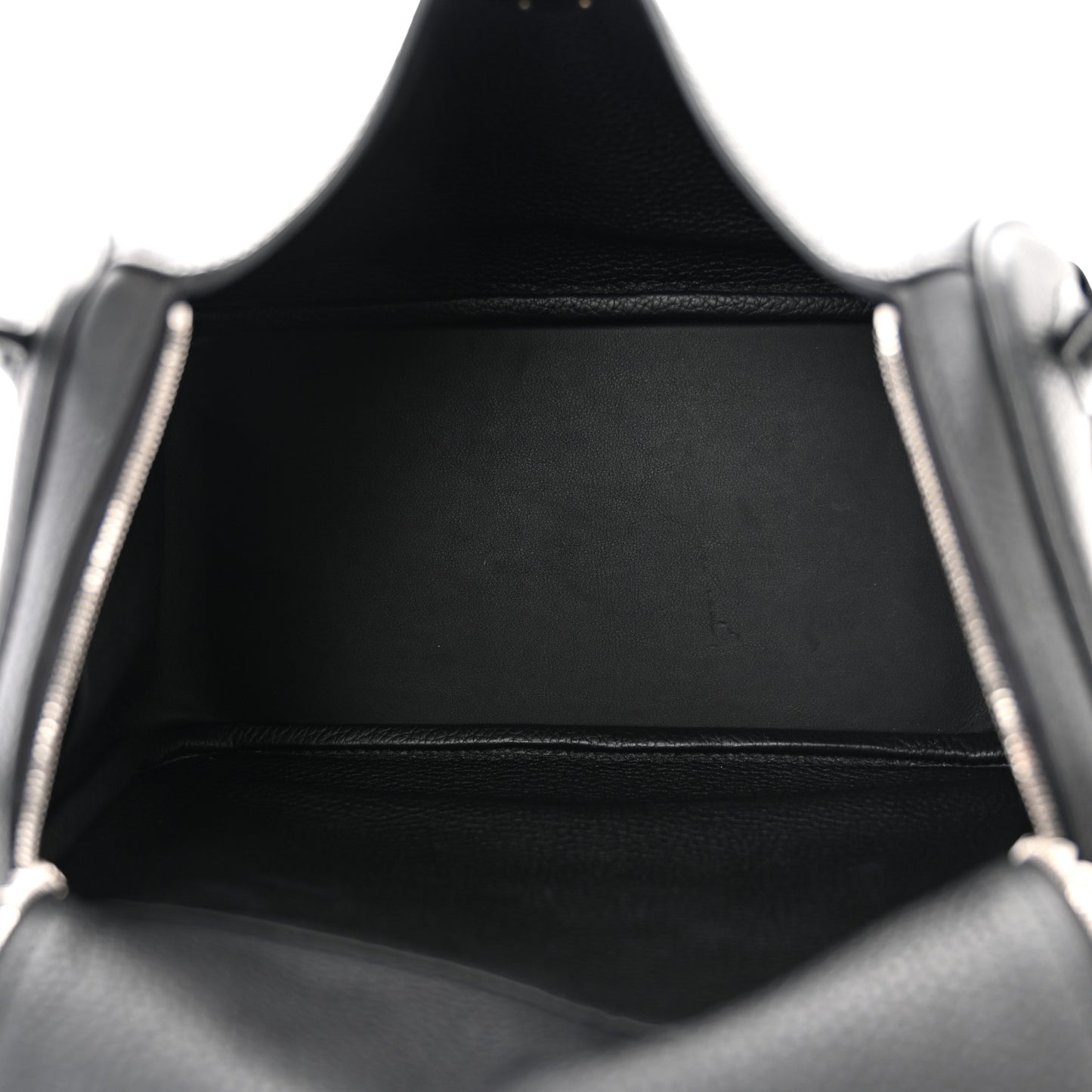 Taurillon Clemence Lindy 26 Black