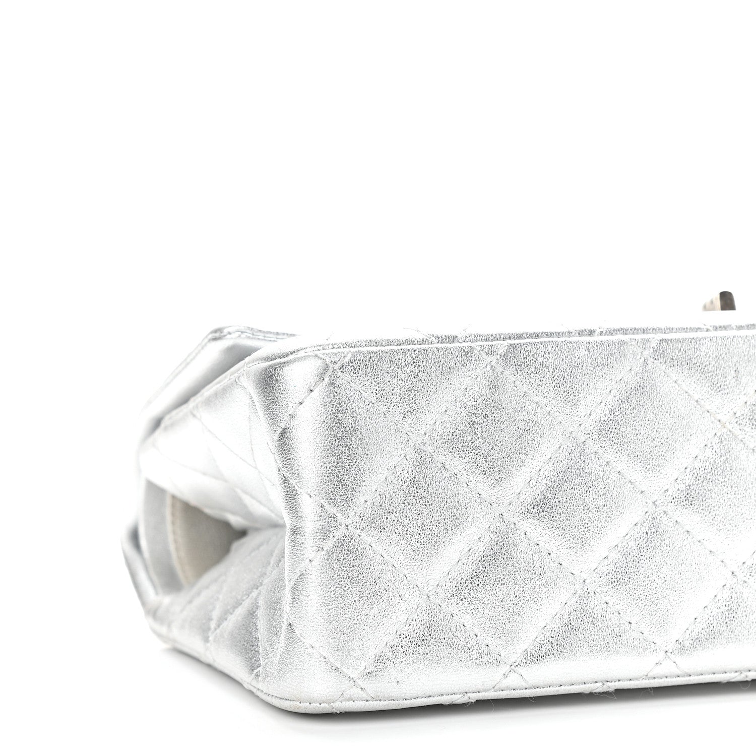 Chanel Metallic Lambskin Quilted 2.55 Reissue 226 Flap Silver 7 of 8