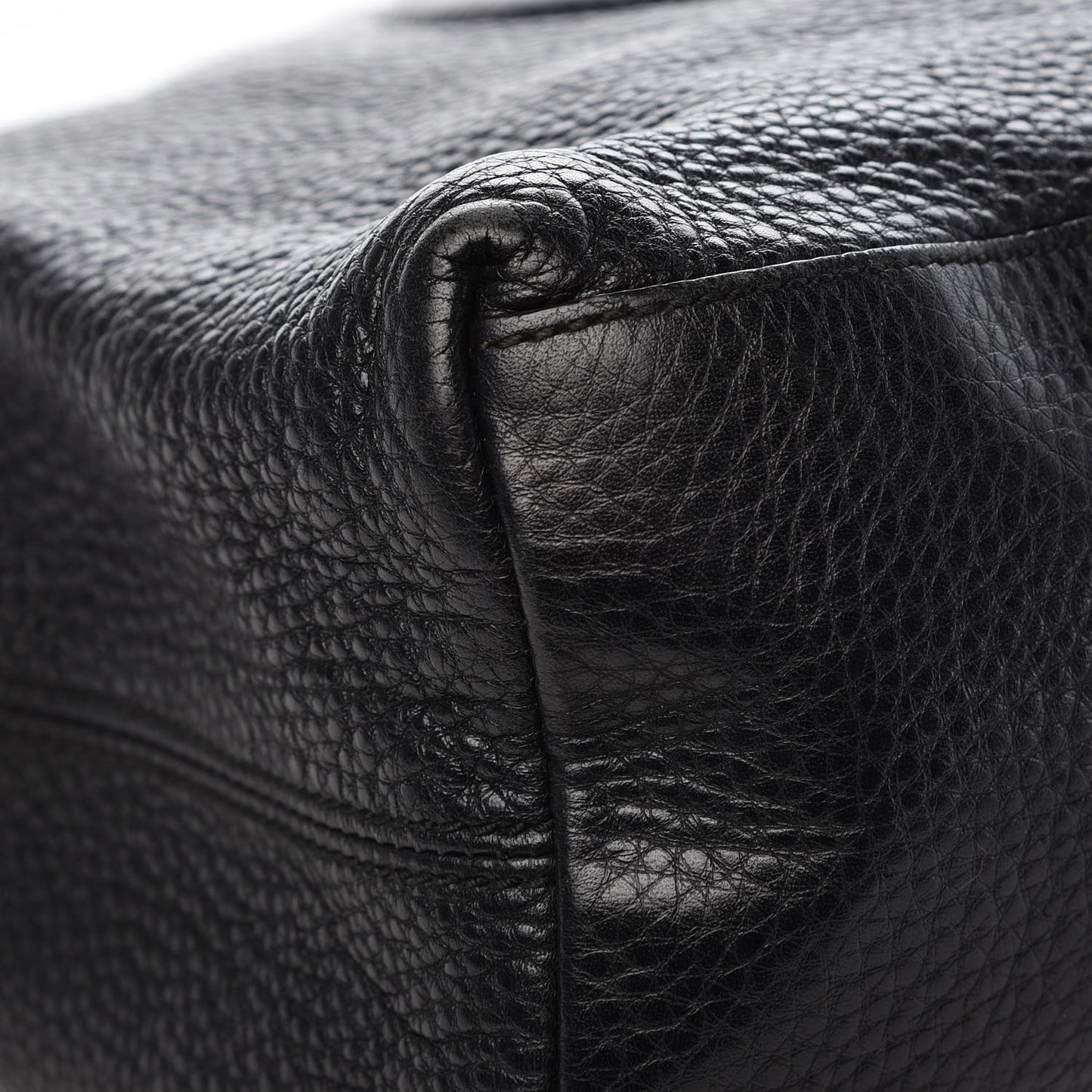 Pebbled Calfskin Medium Soho Chain Shoulder Bag Black