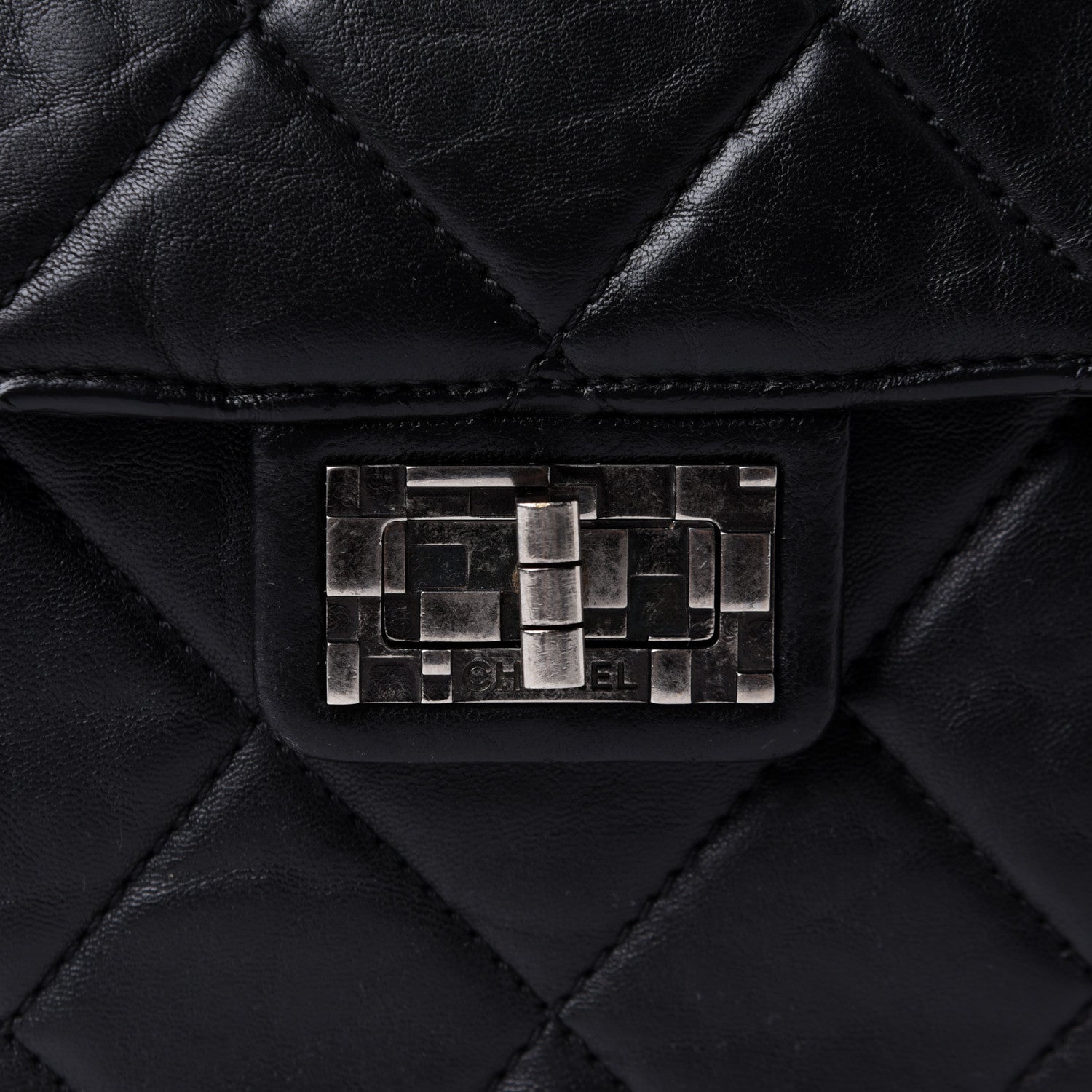 Chanel Washed Lambskin Maxi Take Away Flap Bag Black 8 of 16