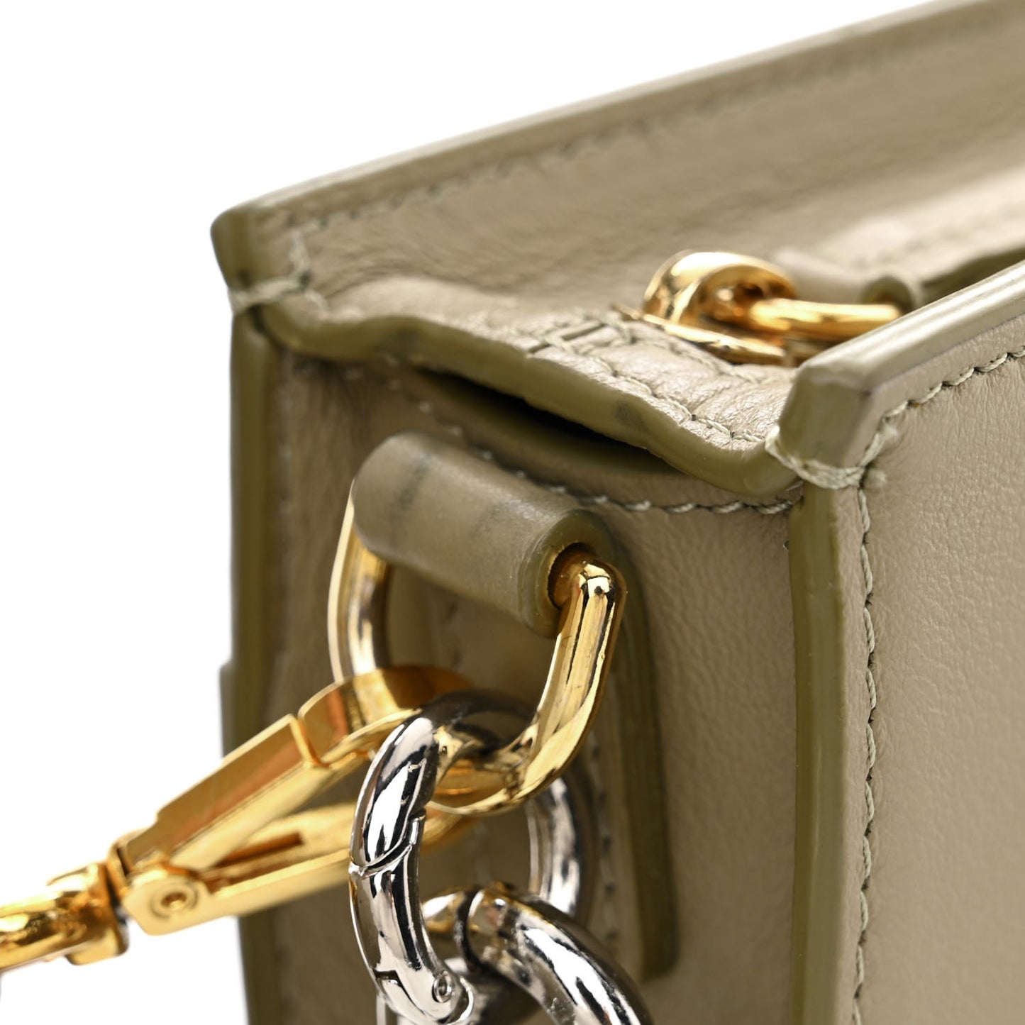 Smooth Calfskin Le Sac Ciuciu Khaki