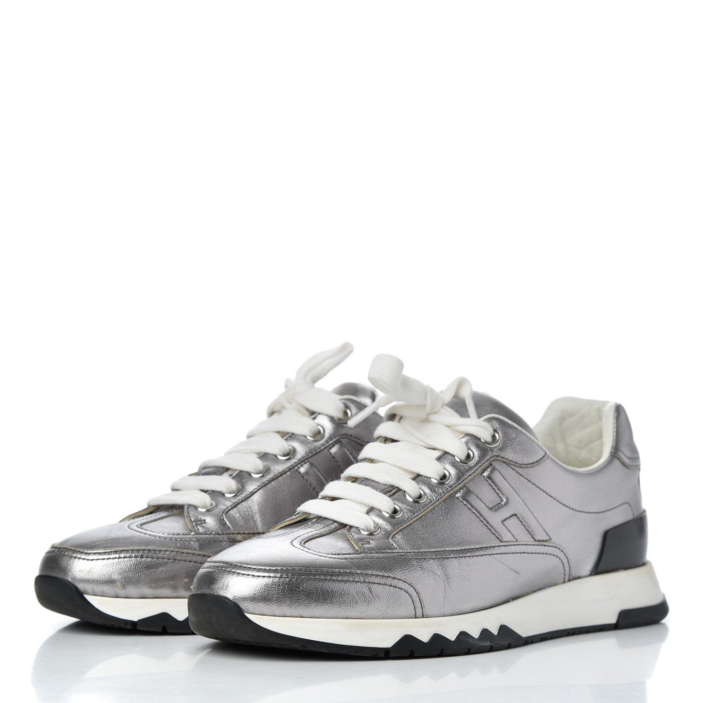 Metallic Nappa Womens Trail Sneakers 37 Gris Argente
