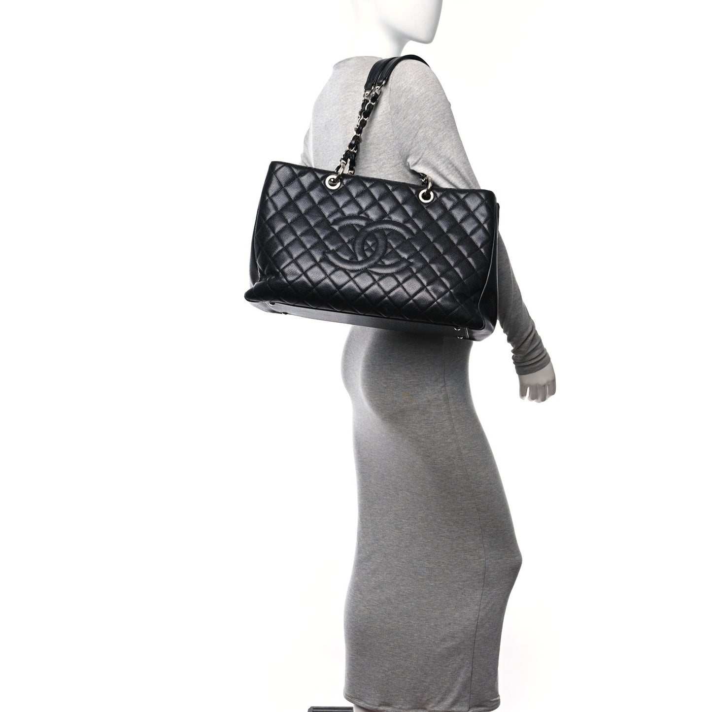 Caviar Quilted XL Grand Shopping Tote GST Black