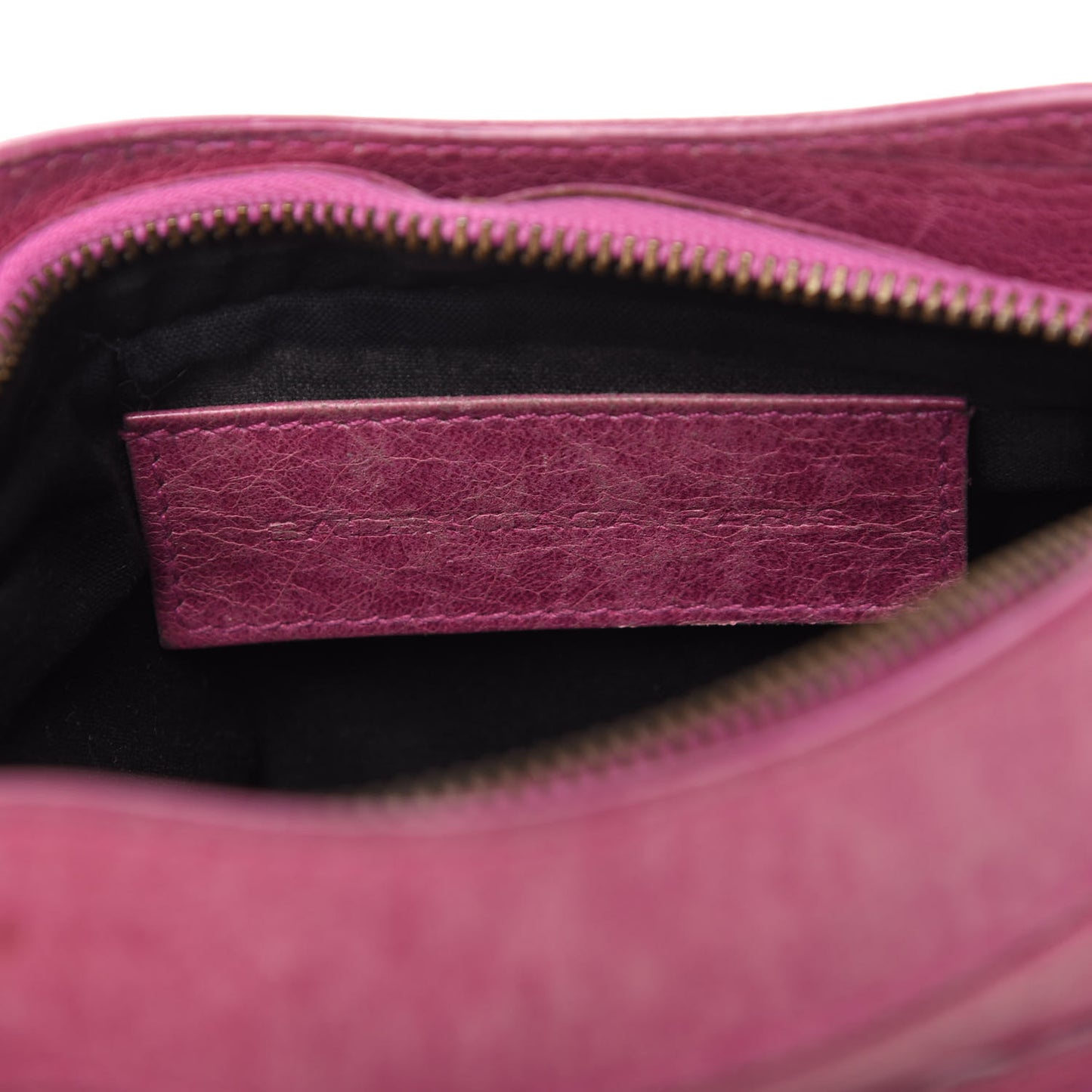 Chevre Classic Hardware Porte Toilette Makeup Clutch Magenta