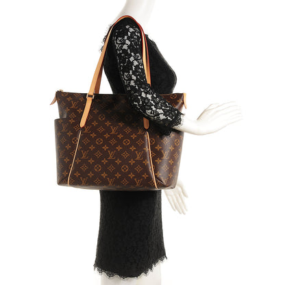 Louis Vuitton Monogram Totally MM 2 of 8