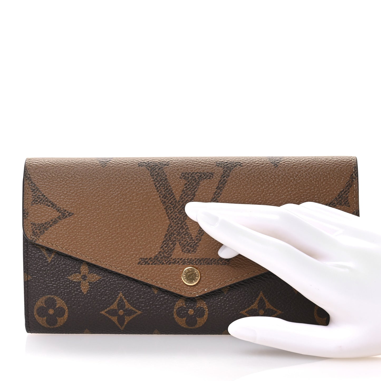 Reverse Monogram Giant Sarah Wallet