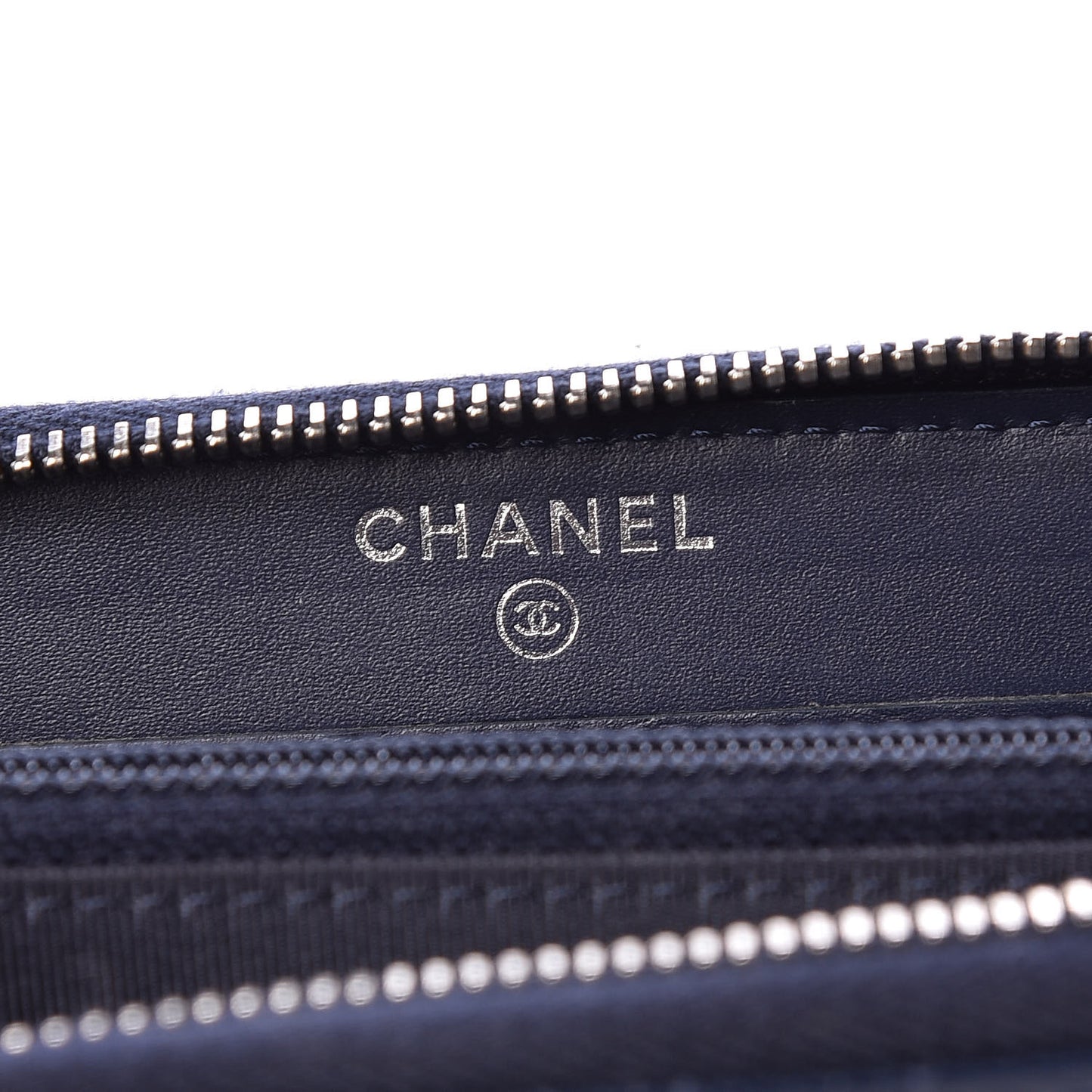 Caviar Chevron Quilted Small Zip Around Wallet Navy