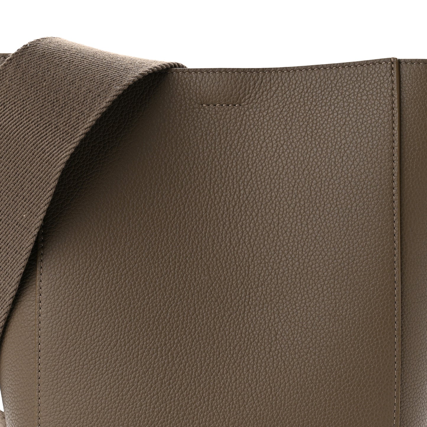 Soft Grained Calfskin Small Sangle Bucket Bag Taupe