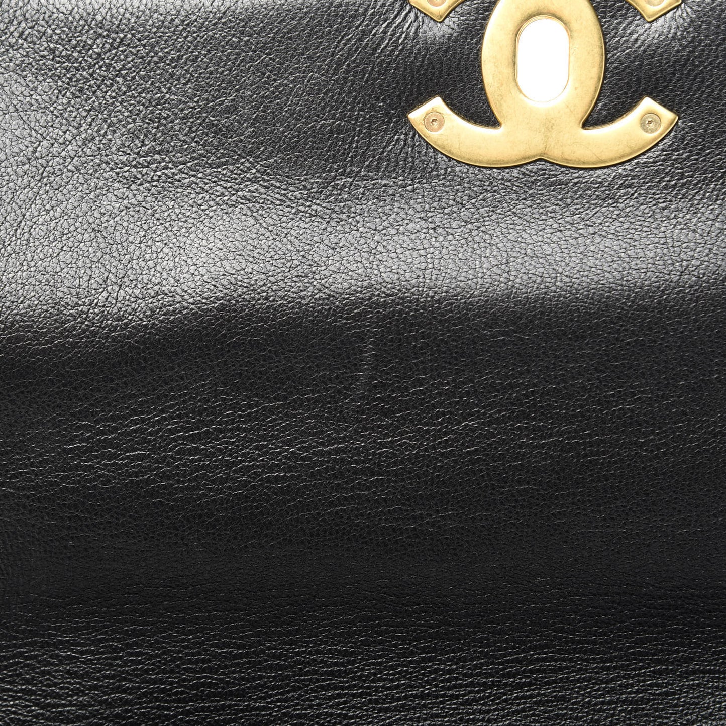 Goatskin Quilted Large 19 Flap Black