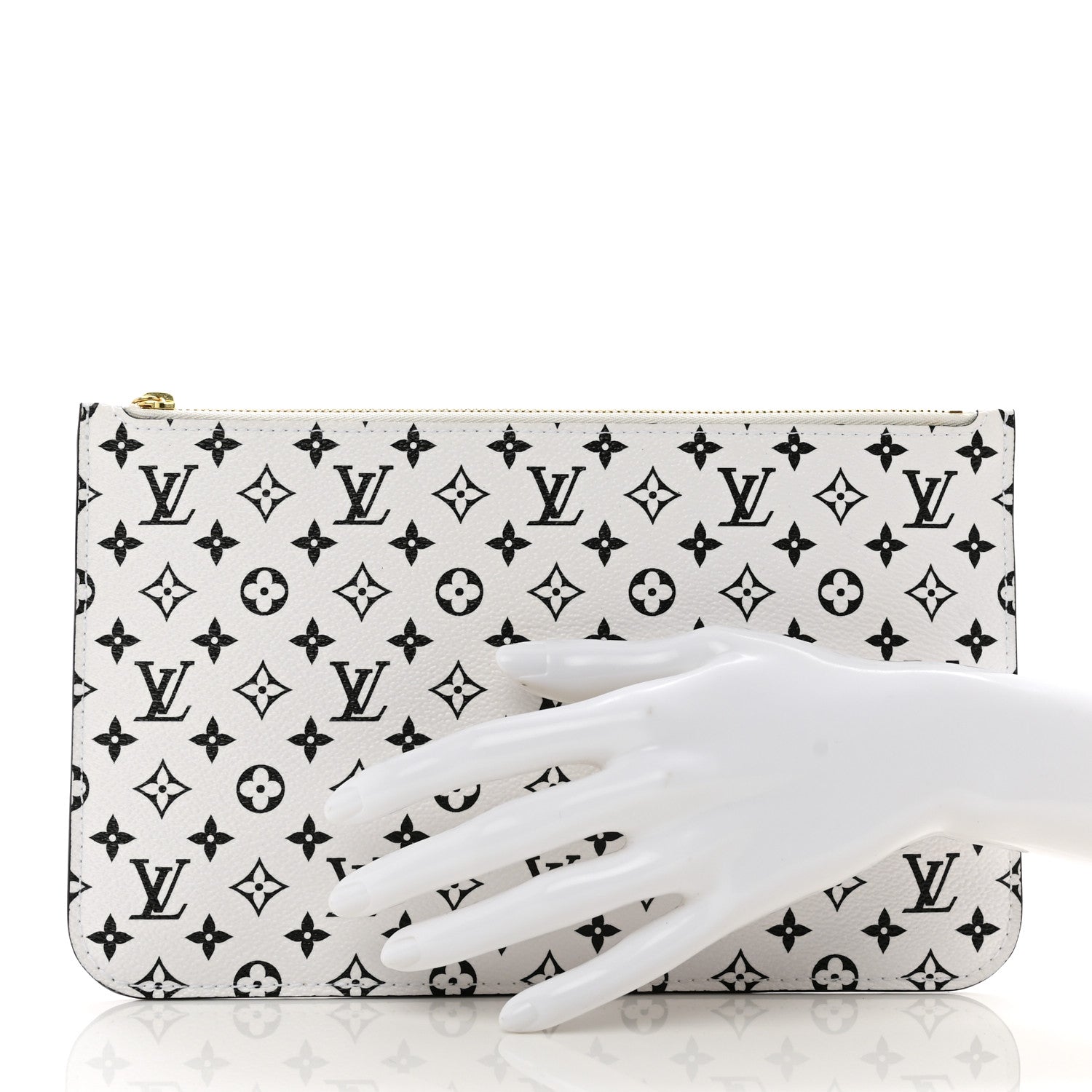 Louis Vuitton Monogram Giant Neverfull MM GM Pochette White 2 of 6